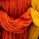 11 tips til at lyddæmpe soveværelset med tekstiler