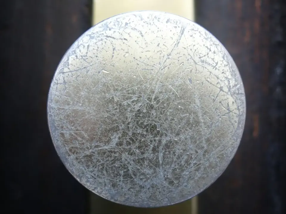 Hvad er messing? Hemmelighederne bag det gyldne metal, du møder hver dag