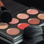 Møbelplacering i den lille stue: sådan gør du