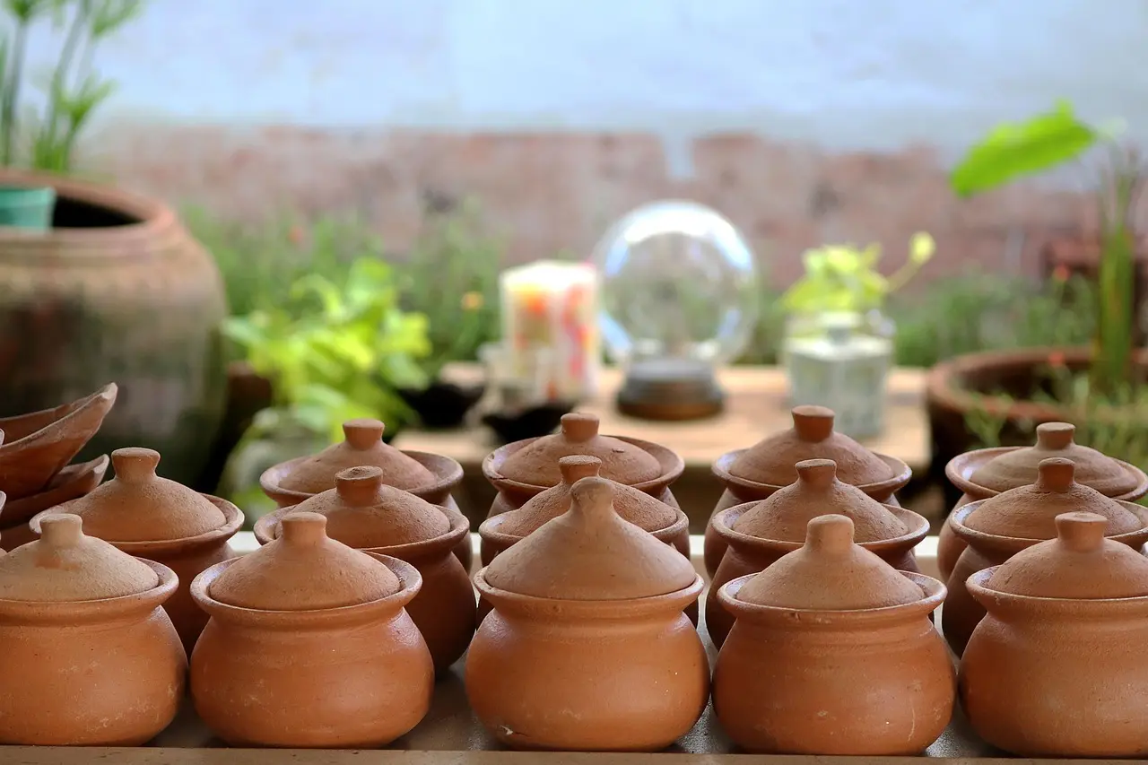 Parisisk elegance i små rum: materialer og detaljer